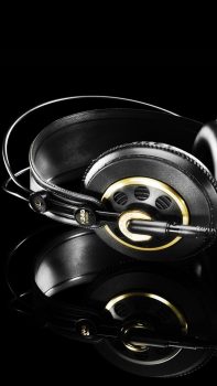 Studio-Headphones-Black-Gold-iPhone-6-plus-wallpaper-ilikewallpaper_com
