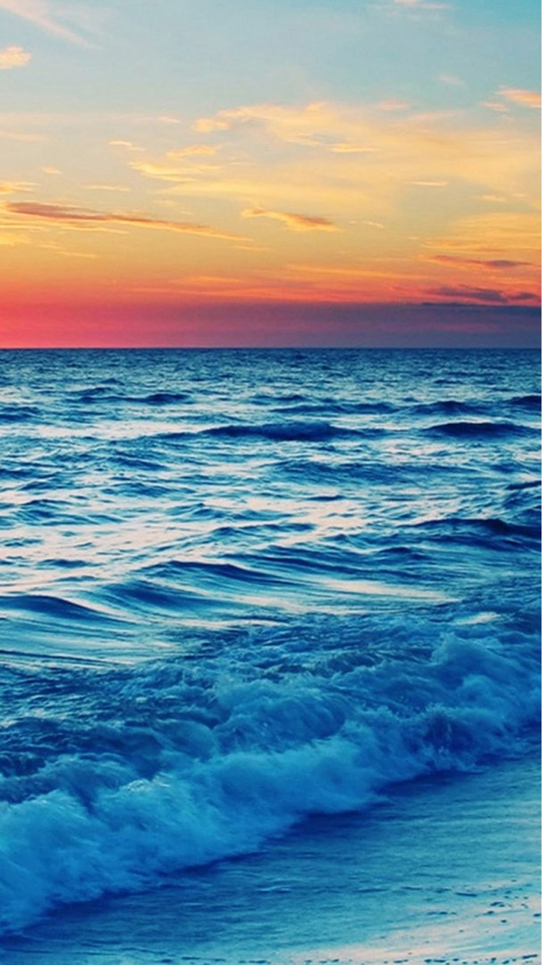 Заставка на айфон 7. Красивое море. Море вертикально. Море фото красивые. Красивое море вертикально.