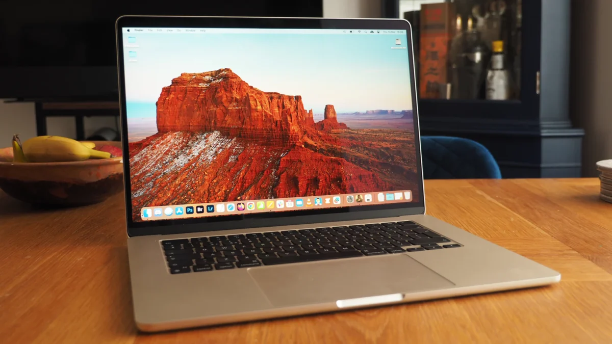 Apple MacBook Air 15 дюймов (M3, 2024)