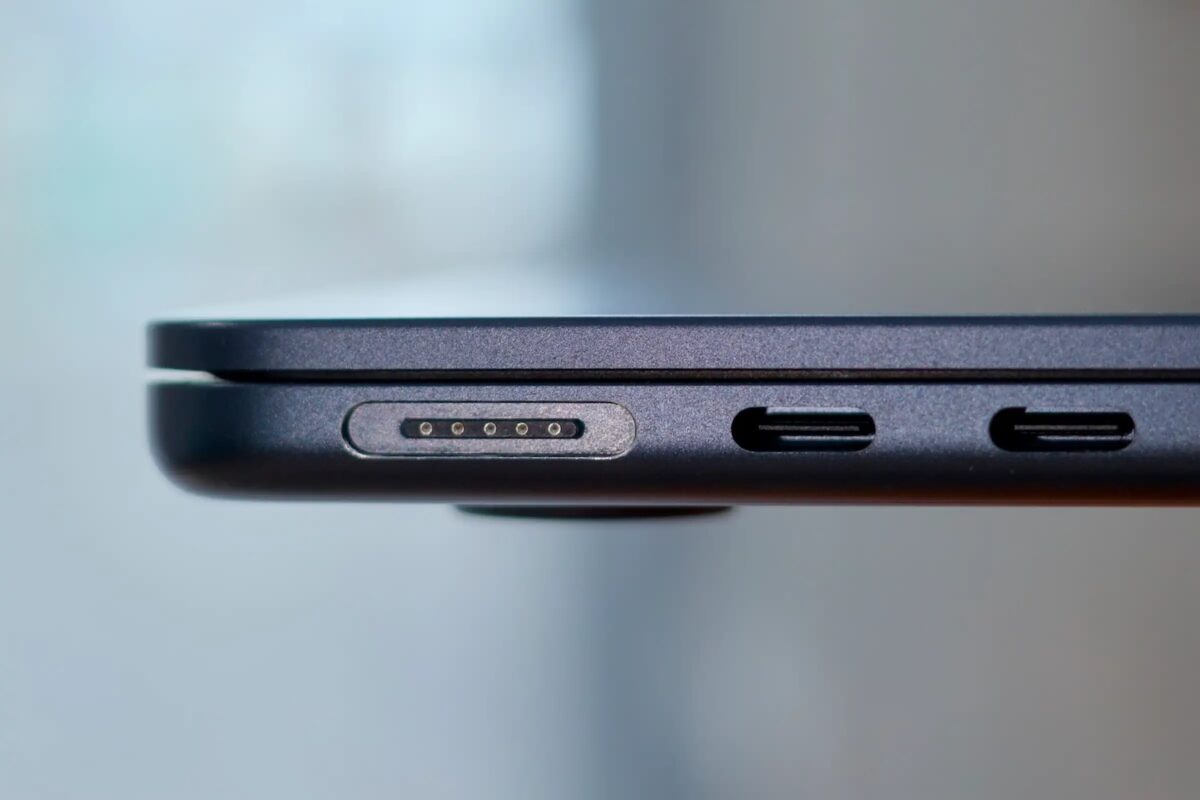 Ожидается, что M6 MacBook Pro будет иметь еще более тонкий дизайн, как и Air.